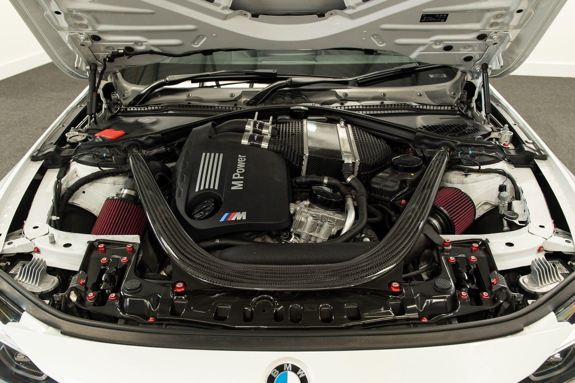 BMW M4 view 34