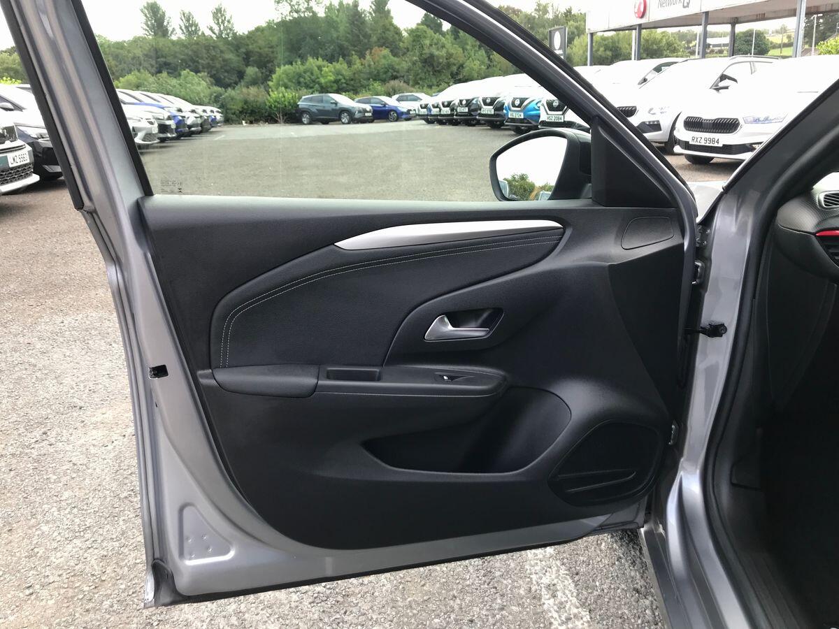 Vauxhall Corsa view 17