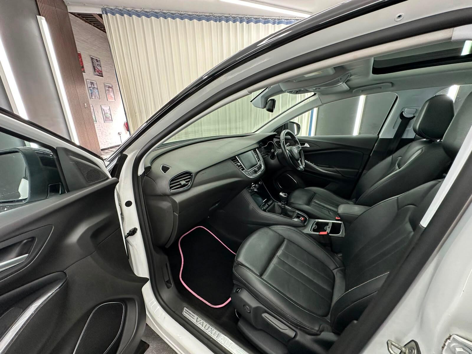 Vauxhall Grandland X view 29
