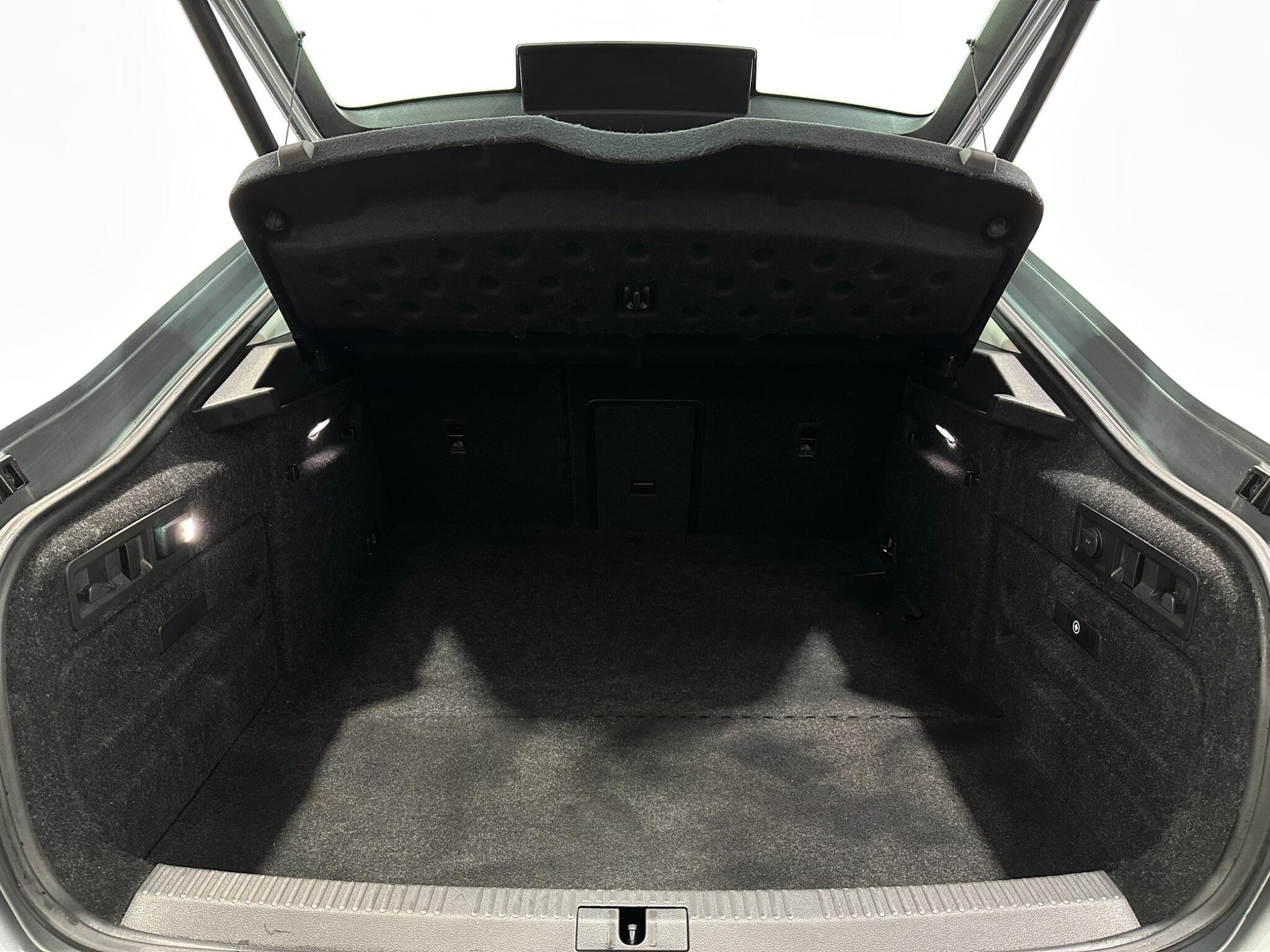 Skoda Superb view 48