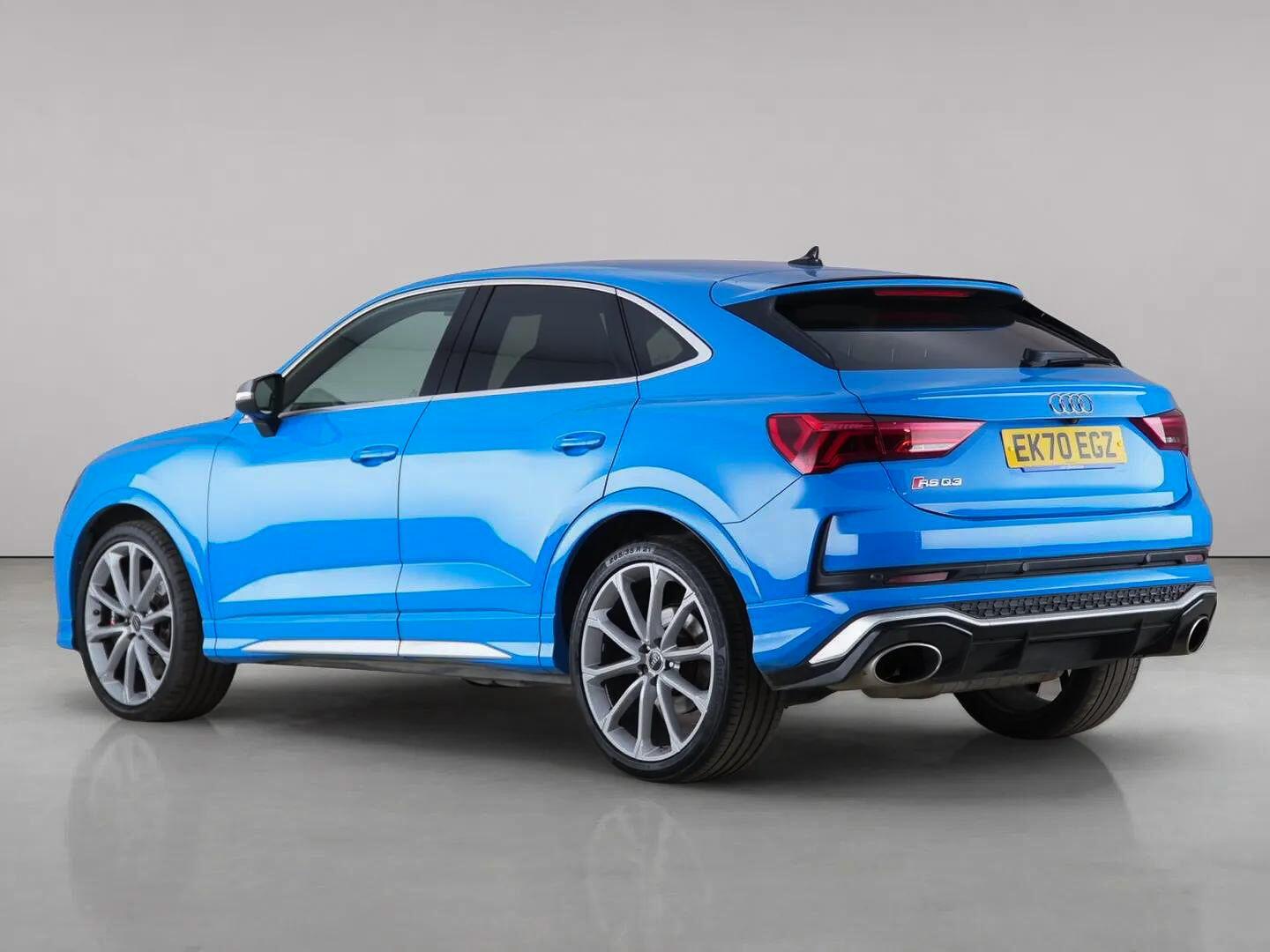 Audi RS Q3 view 8