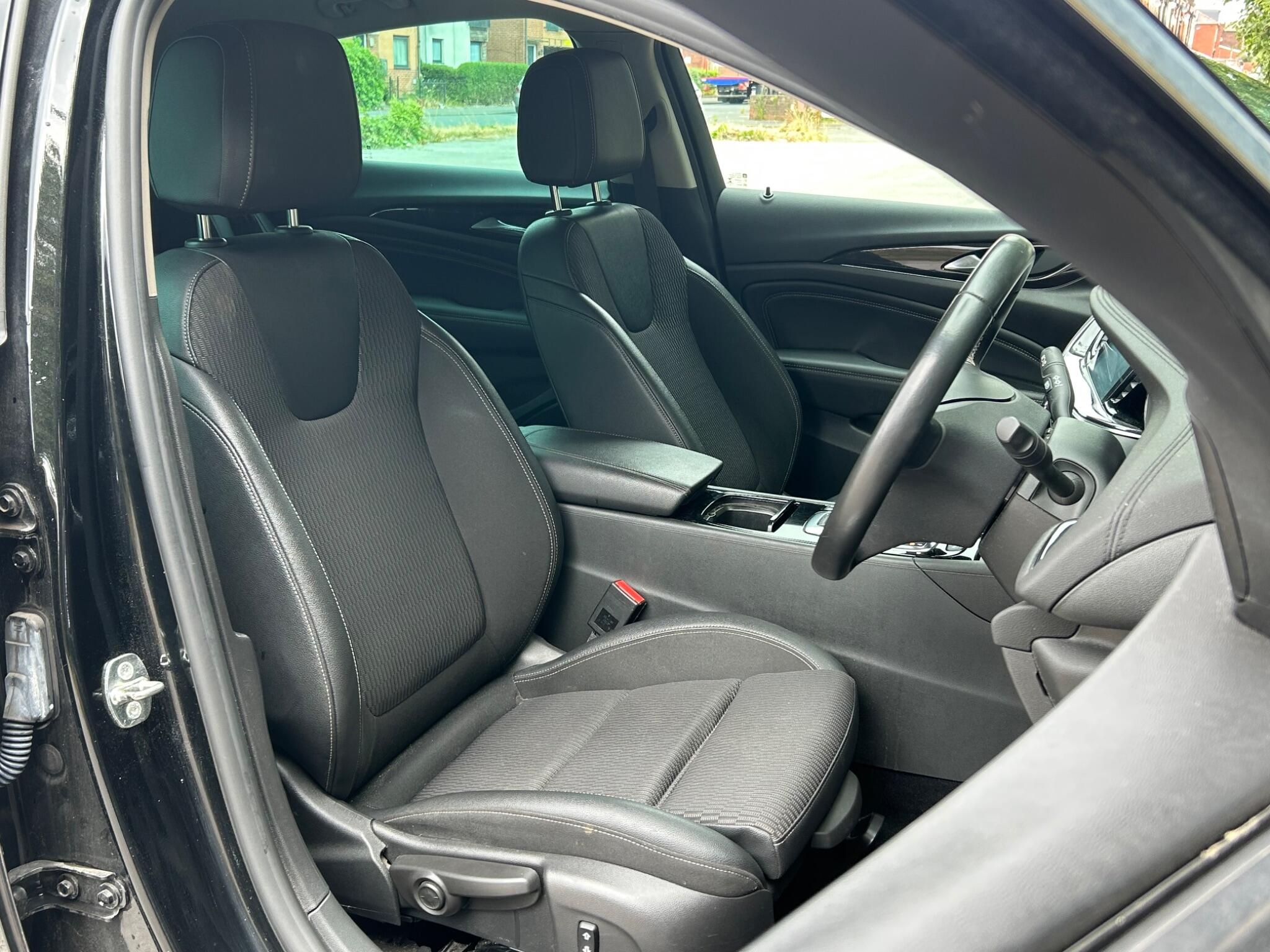 Vauxhall Insignia view 14