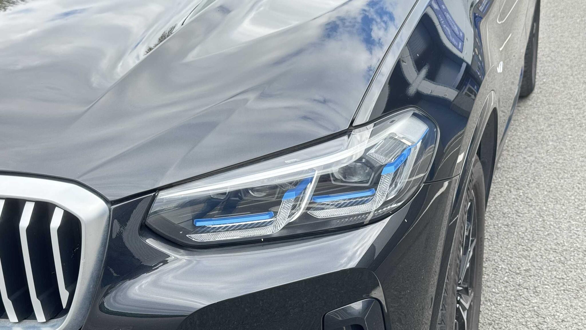 BMW X3 view 42