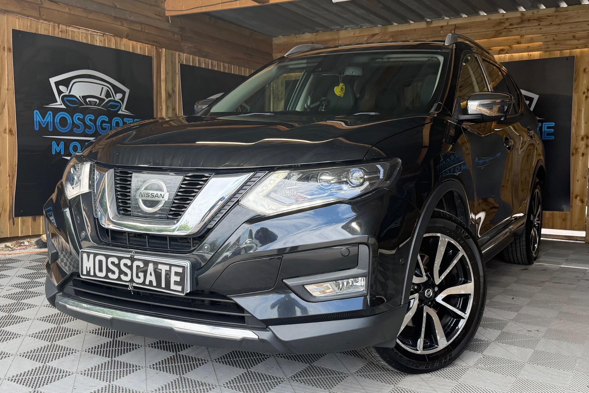 Nissan X-Trail view 6
