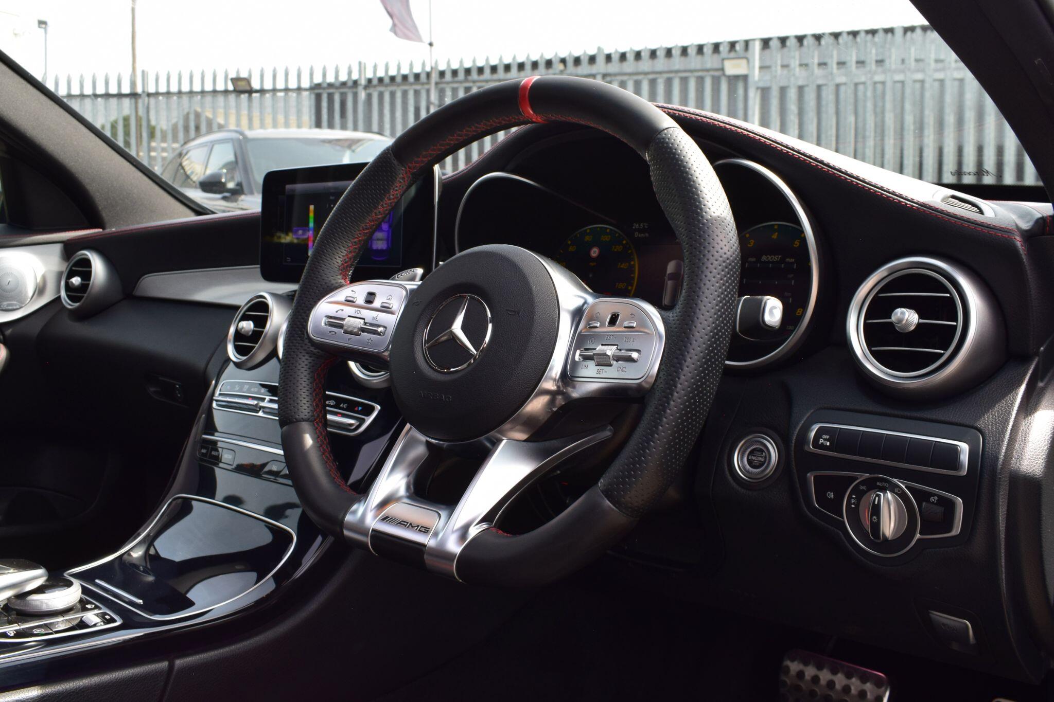 Mercedes-Benz C-Class view 9