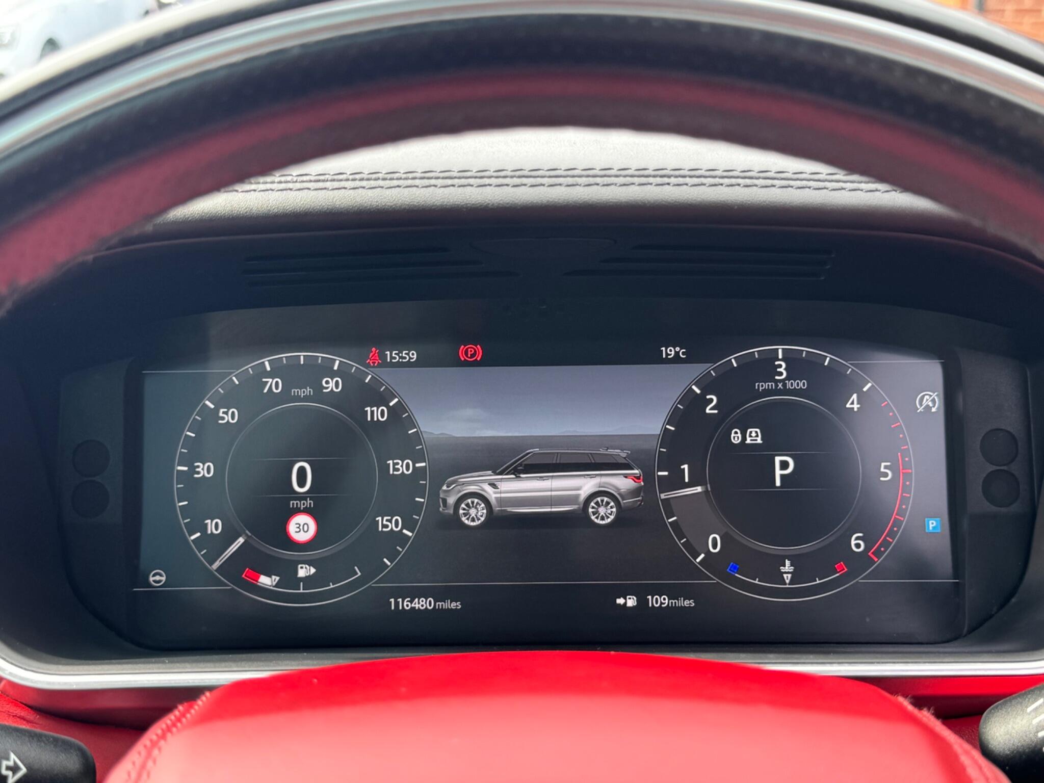 Land Rover Range Rover Sport view 30