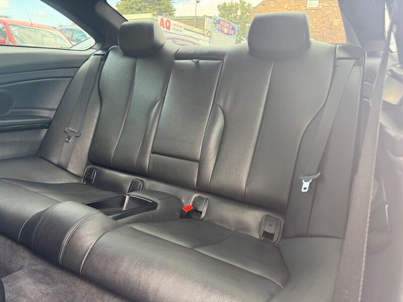 BMW 4 Series view 17