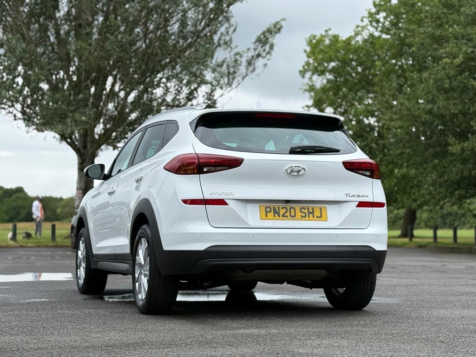 Hyundai Tucson view 17