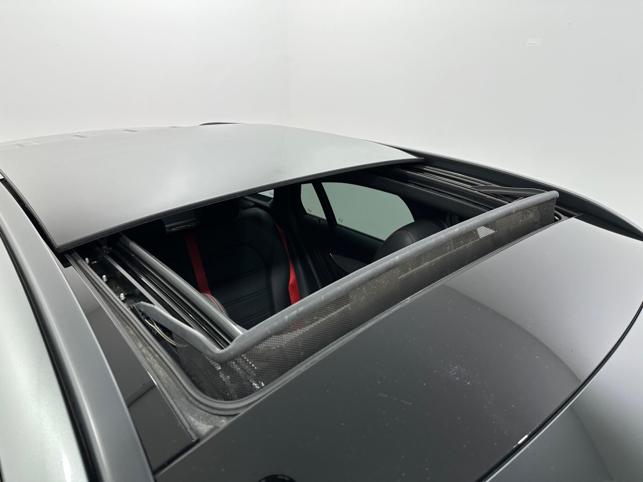 Mercedes-Benz GLC view 56