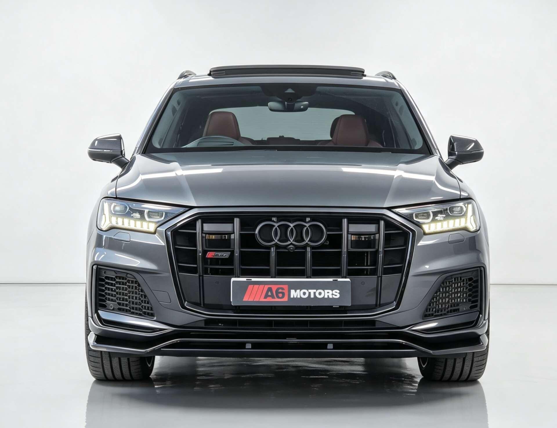 Audi SQ7 view 7