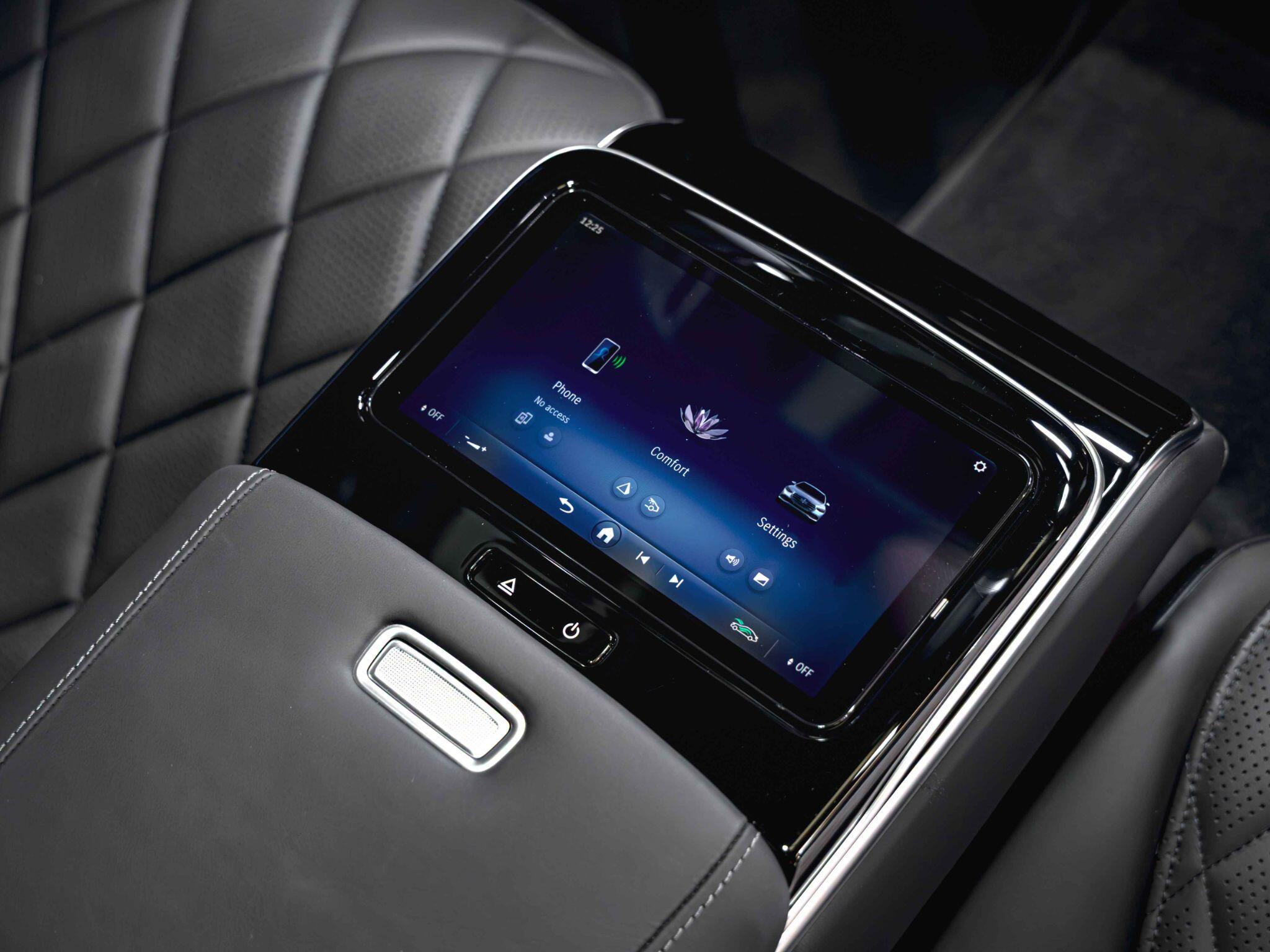 Mercedes-Benz S Class view 36