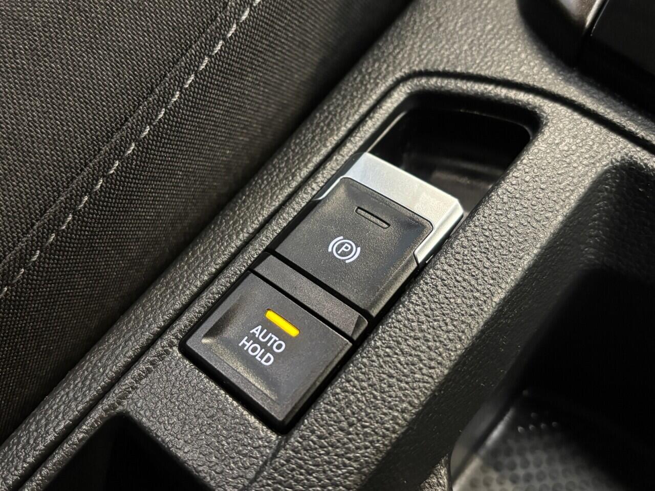 Volkswagen T-Roc view 36