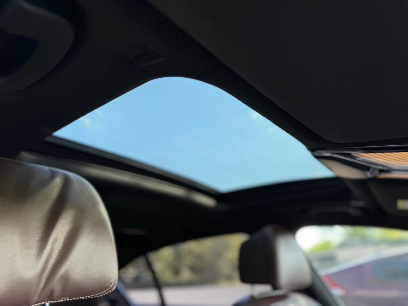 BMW 7 Series view 59