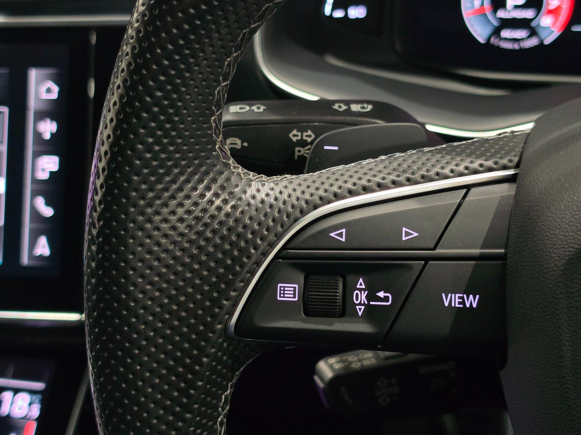 Audi Q8 view 92