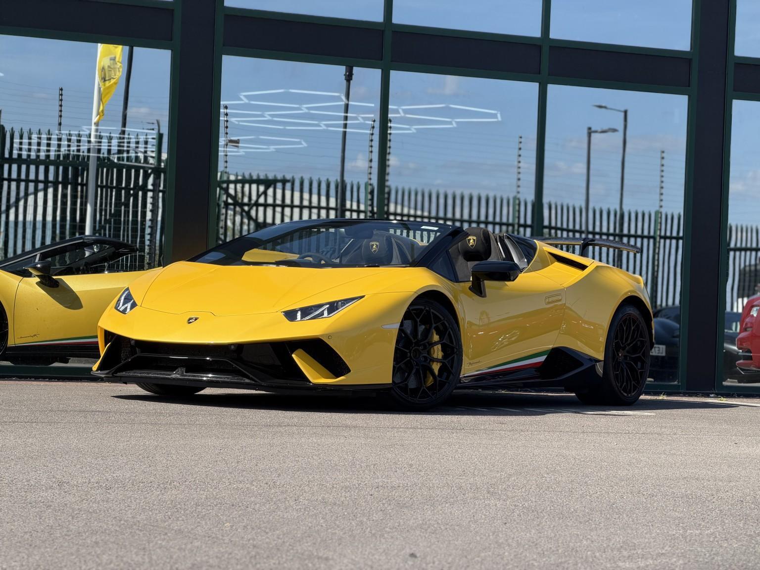 Lamborghini Huracan view 22