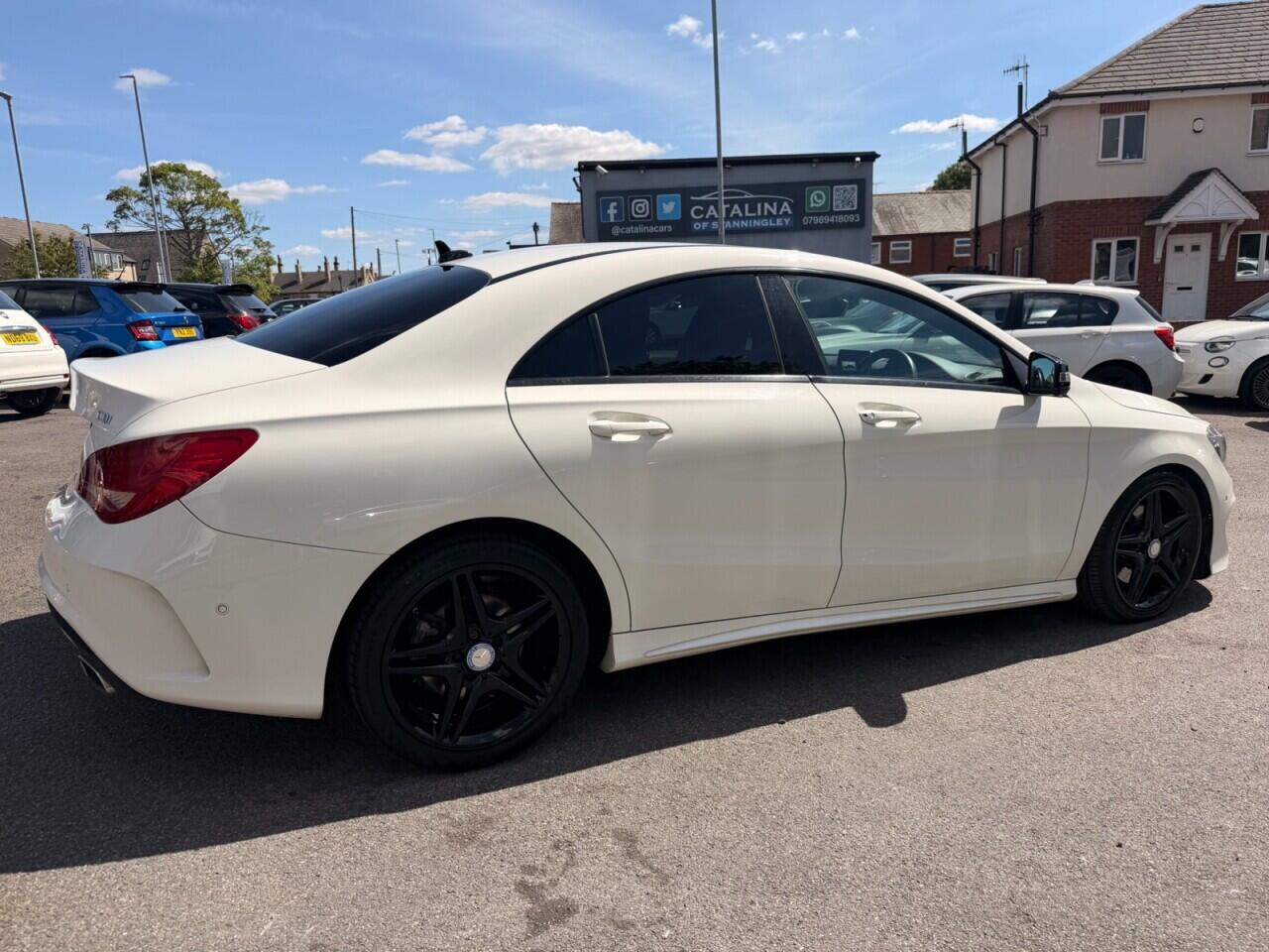 Mercedes-Benz Cla view 10