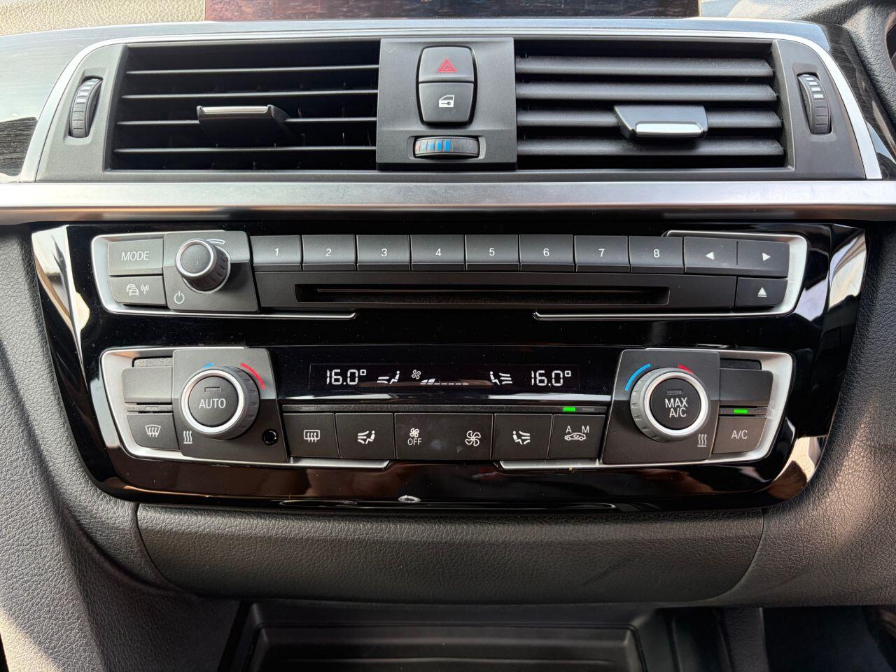 BMW 3 Series view 27