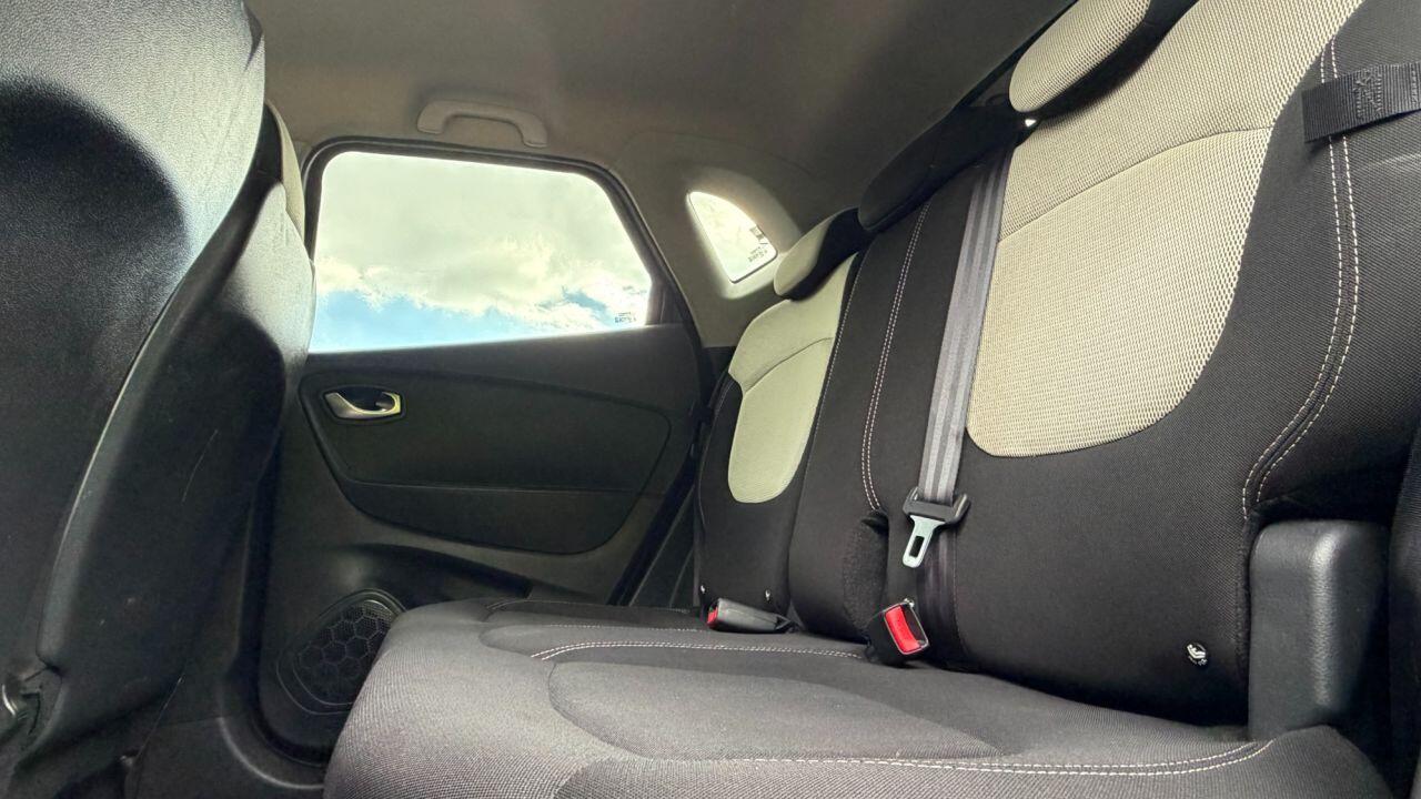 Renault Captur view 13