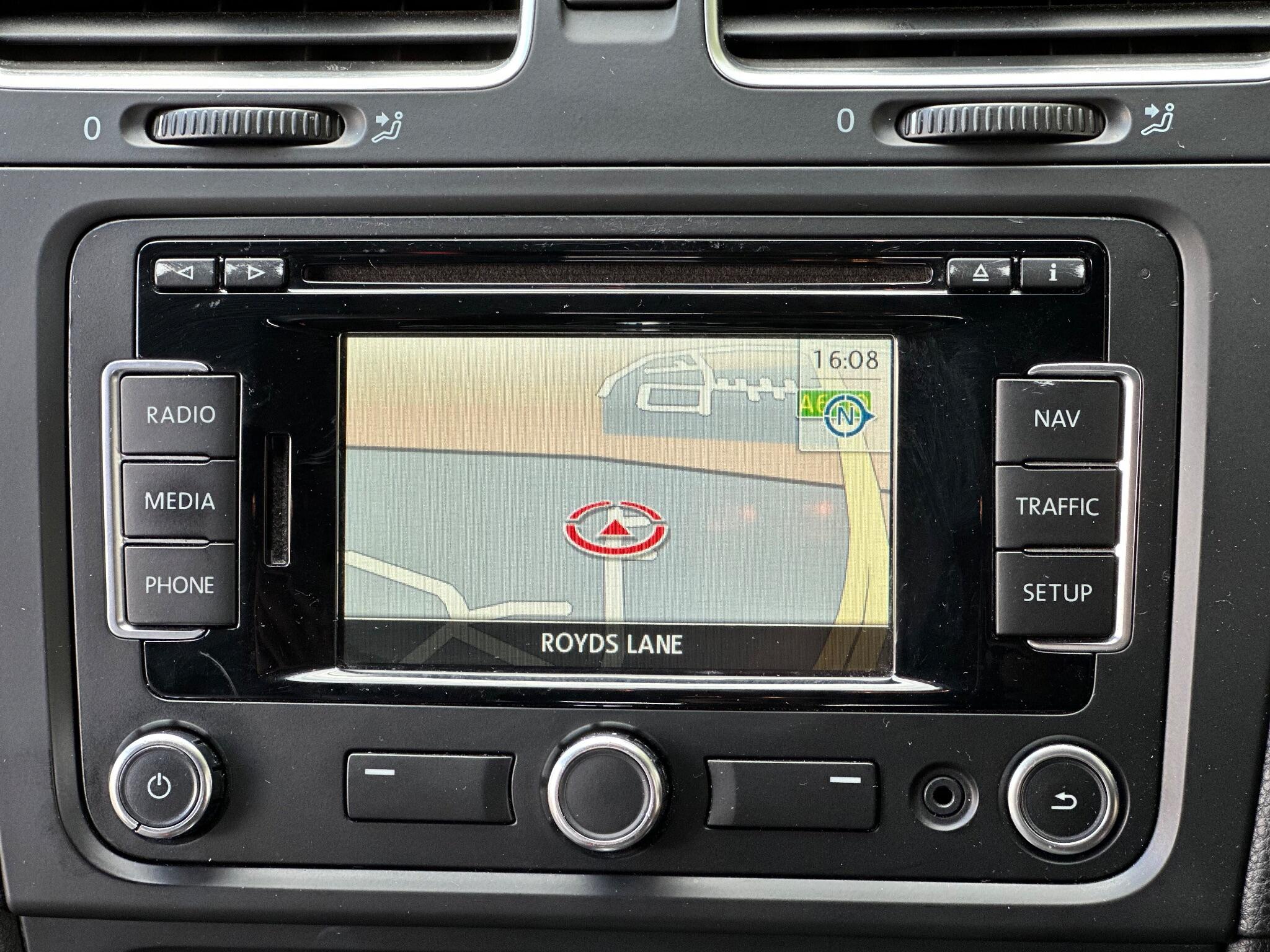 Volkswagen Golf view 22