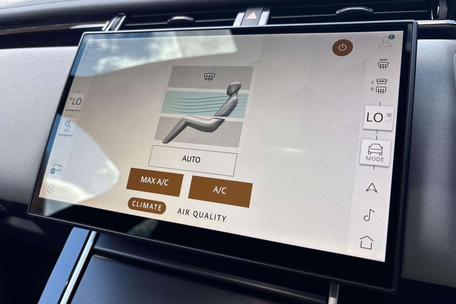 Land Rover Range Rover Velar view 41