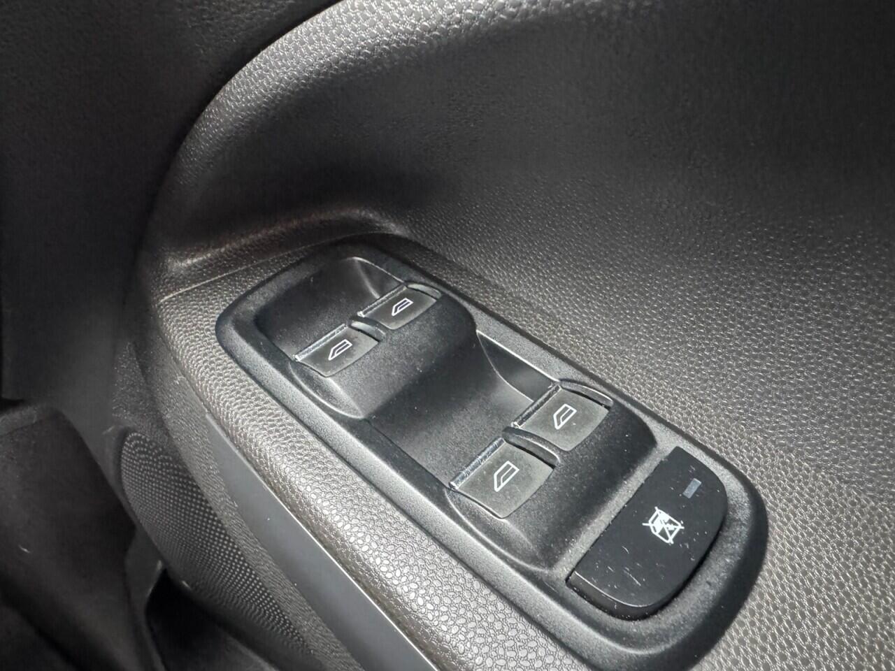 Ford Ecosport view 28