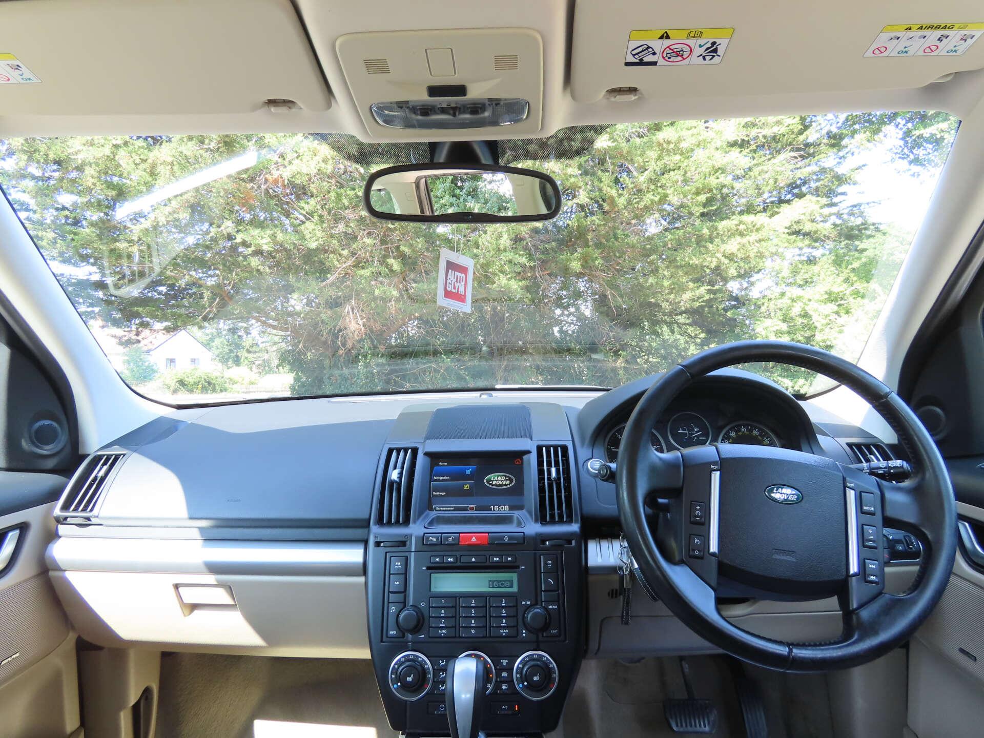 Land Rover Freelander view 10