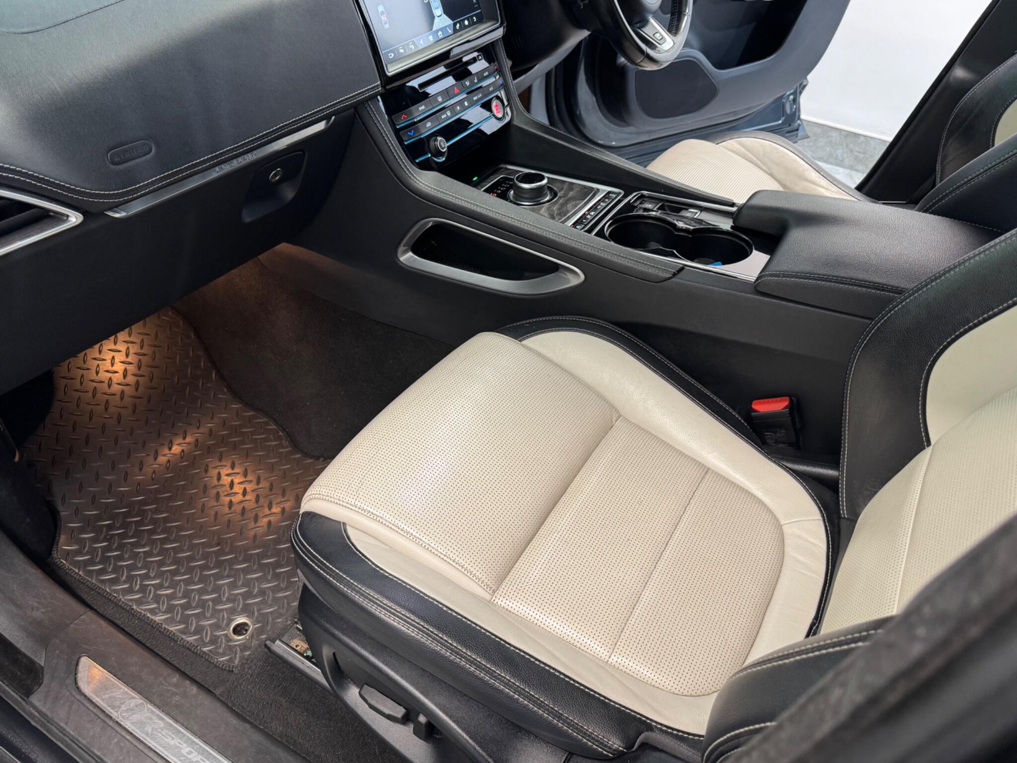 Jaguar F-Pace view 33