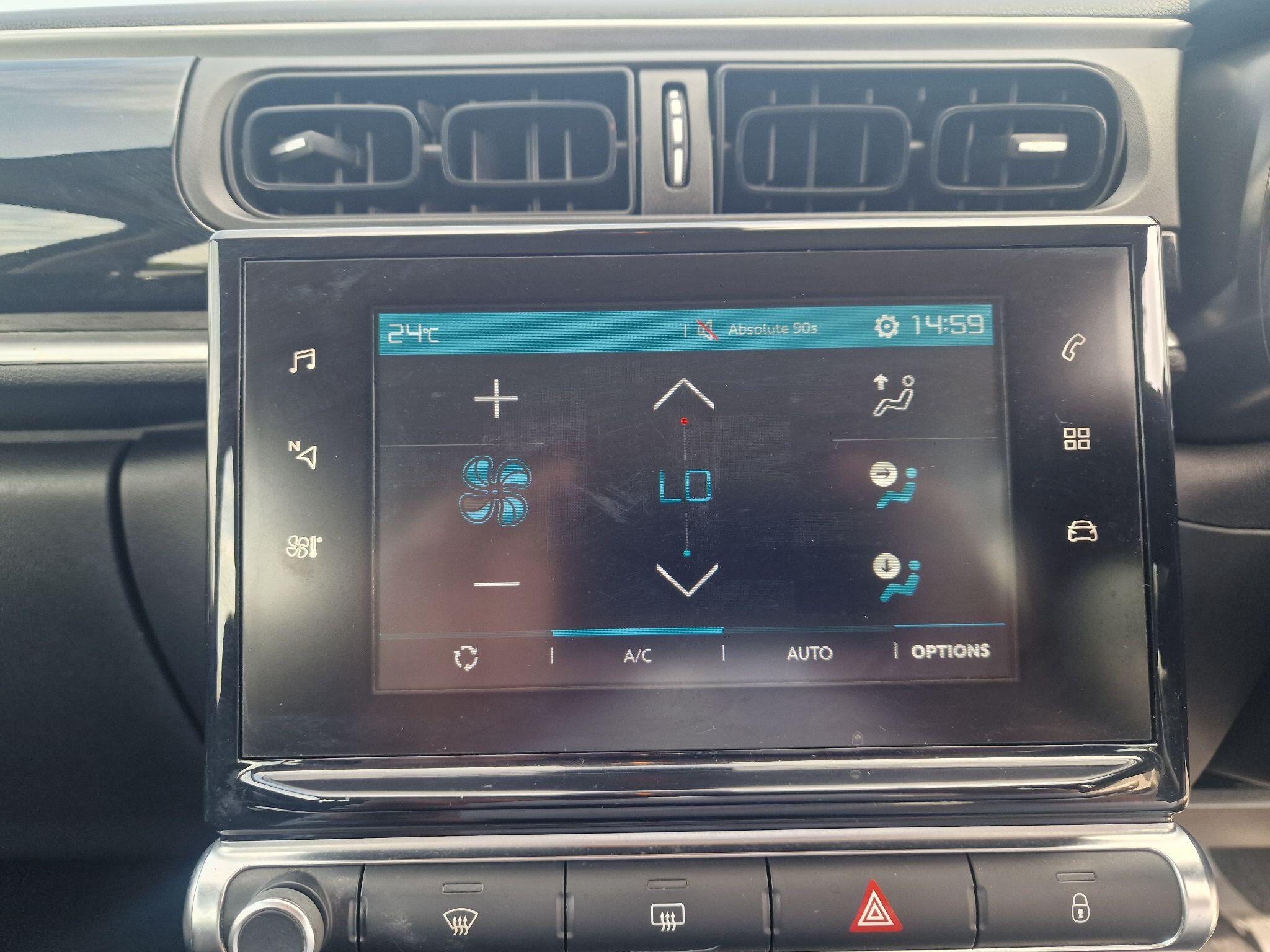Citroen C3 view 45