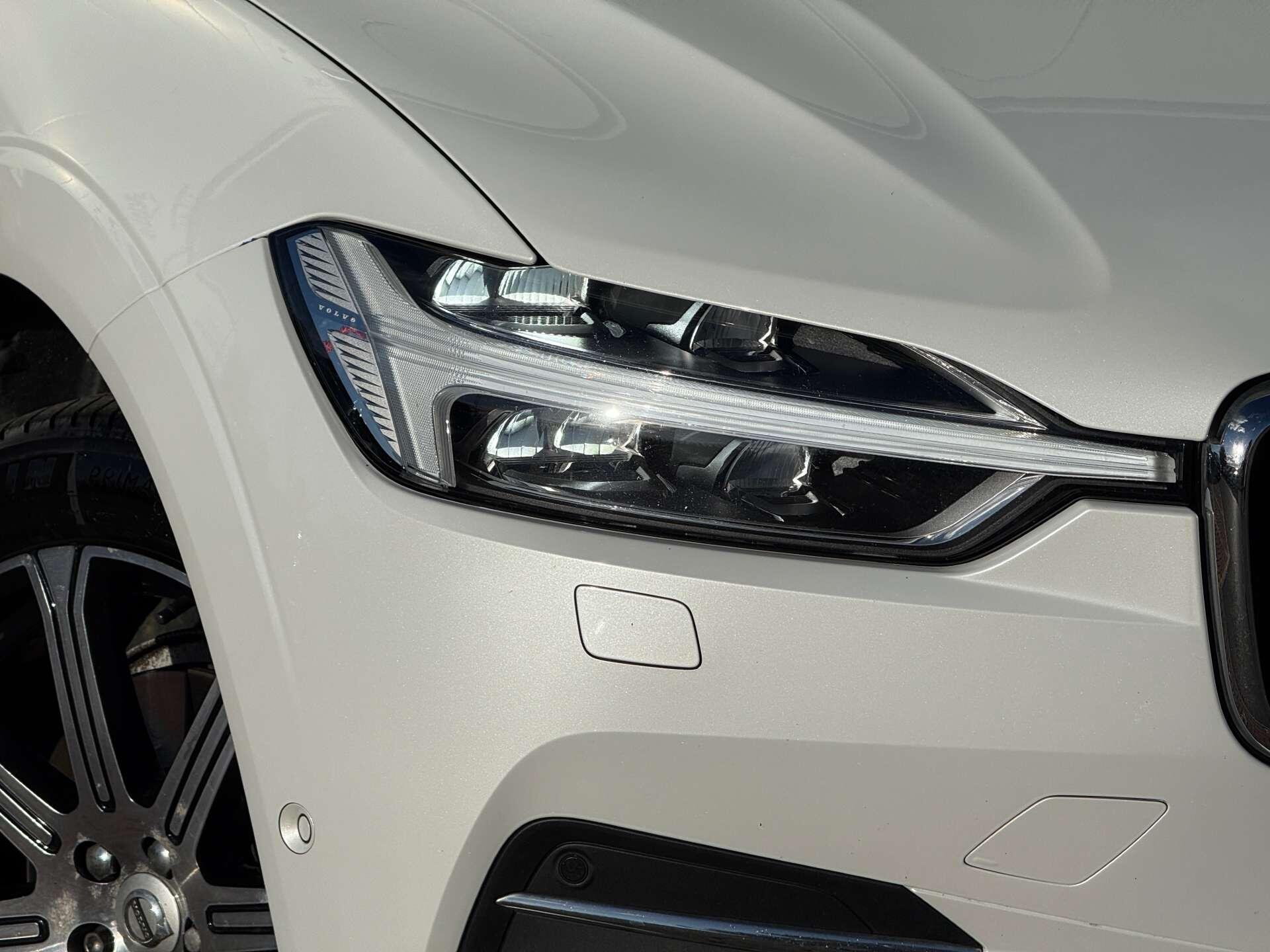 Volvo XC60 view 10