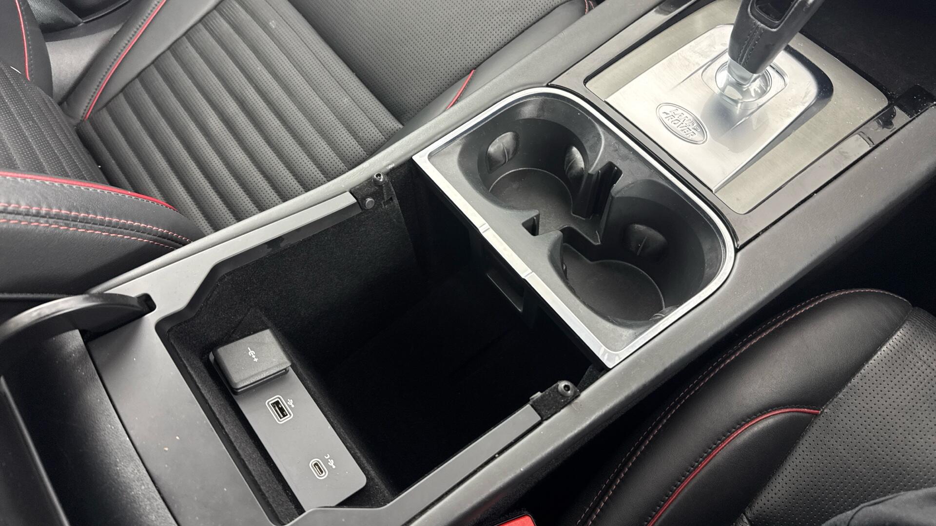 Land Rover Discovery Sport view 42