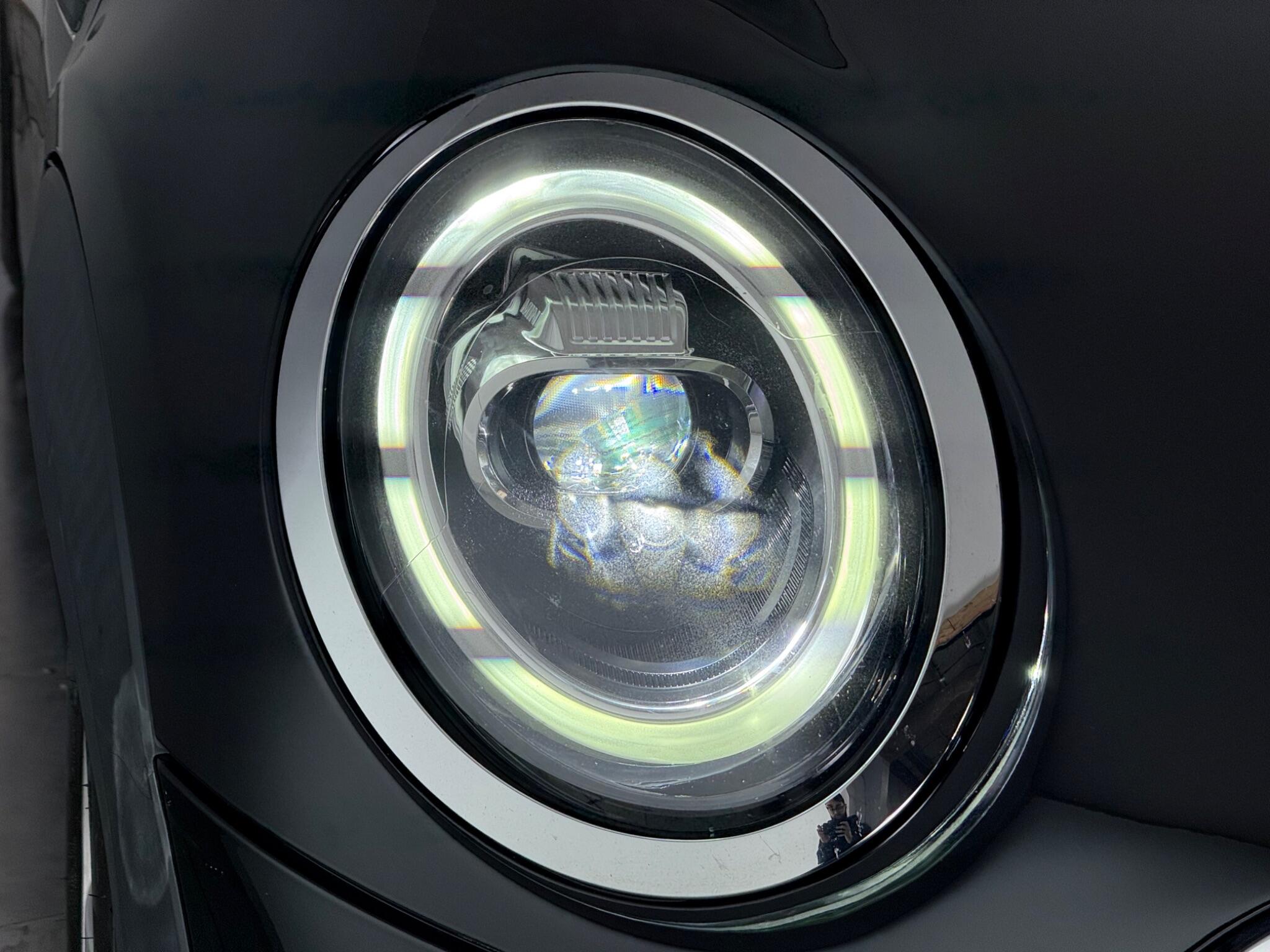 Mini Hatch view 4