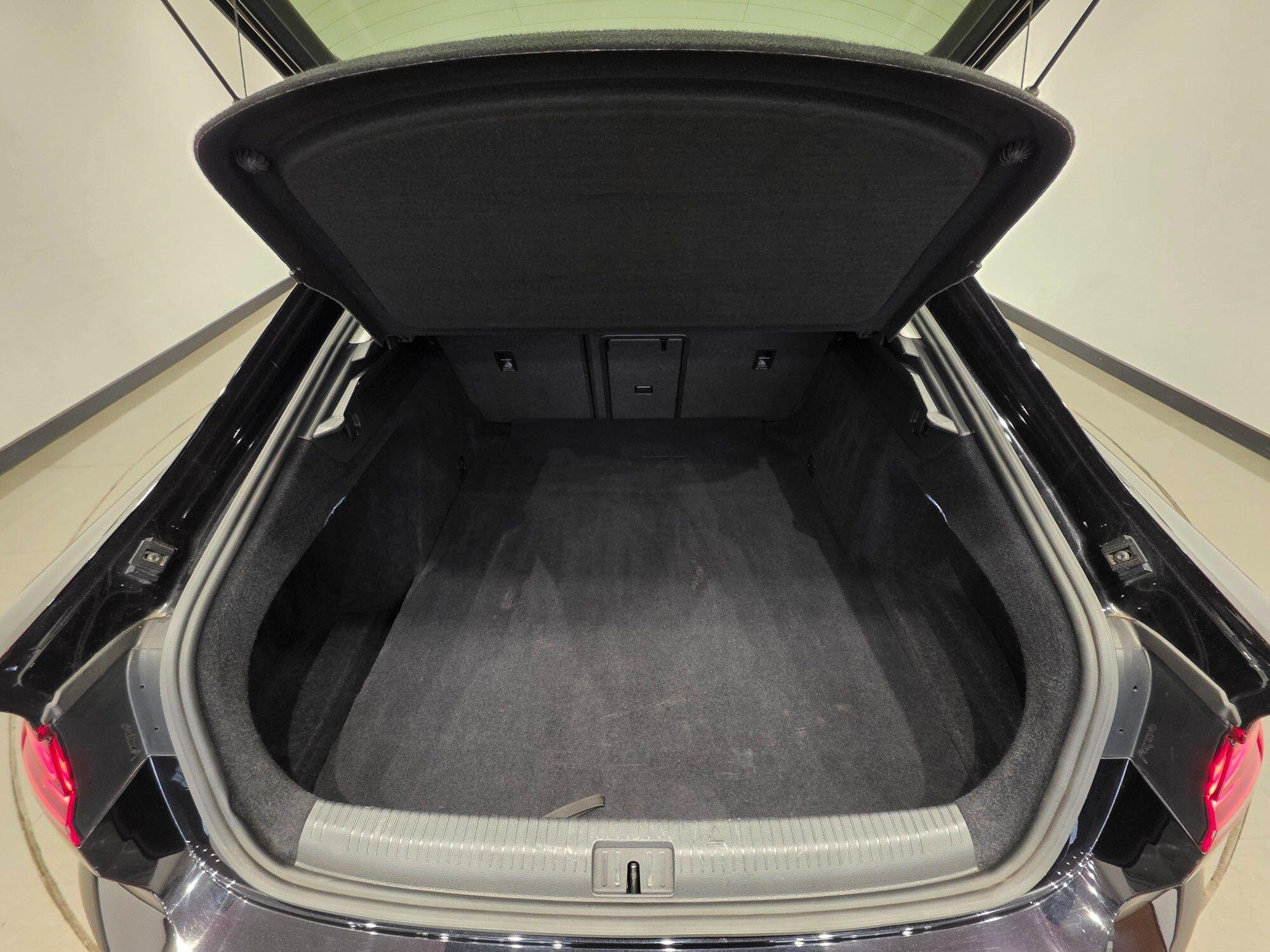 Volkswagen Arteon view 32