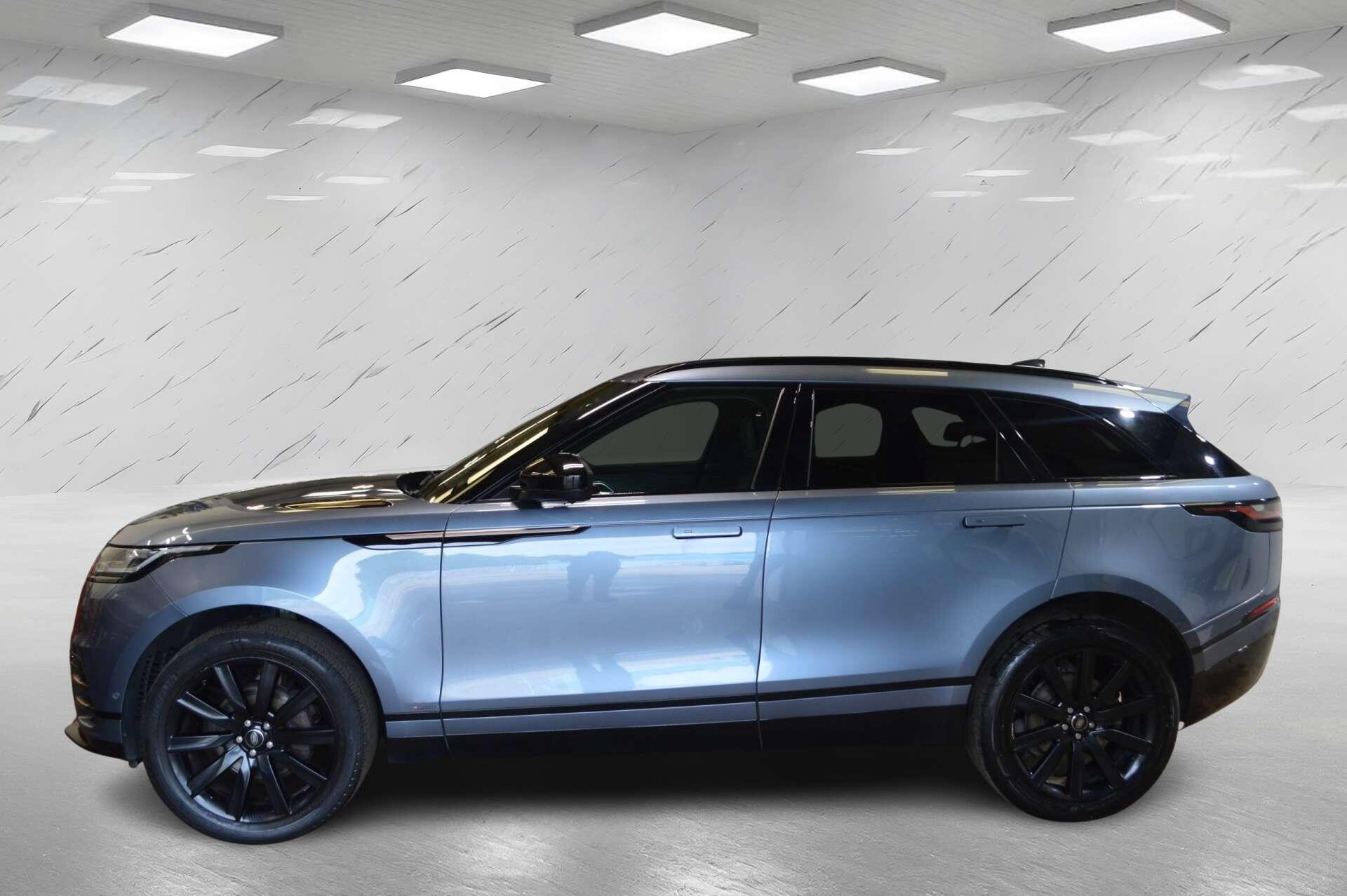 Land Rover Range Rover Velar view 9