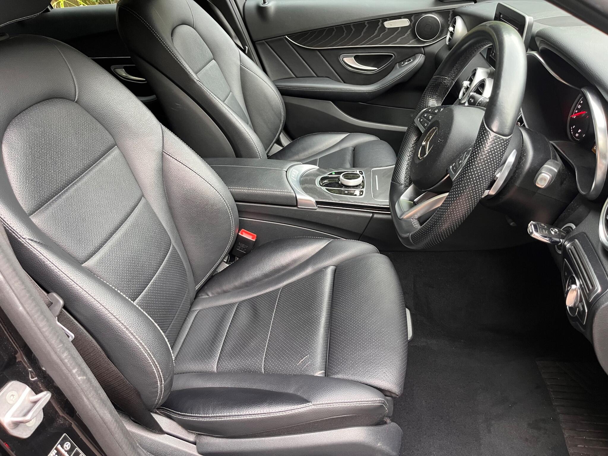 Mercedes-Benz C-Class view 24