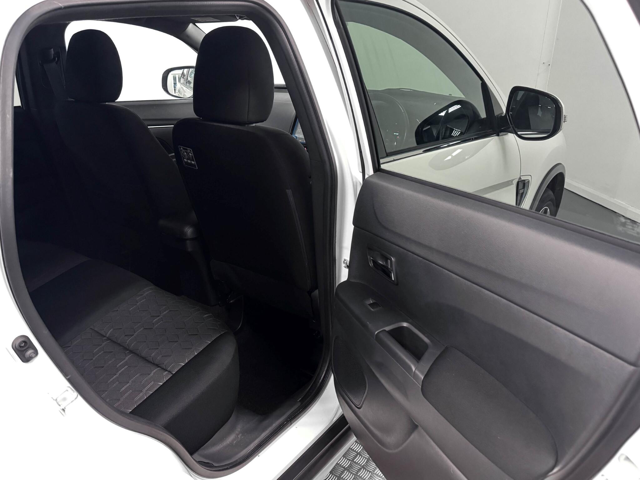 Mitsubishi ASX view 8