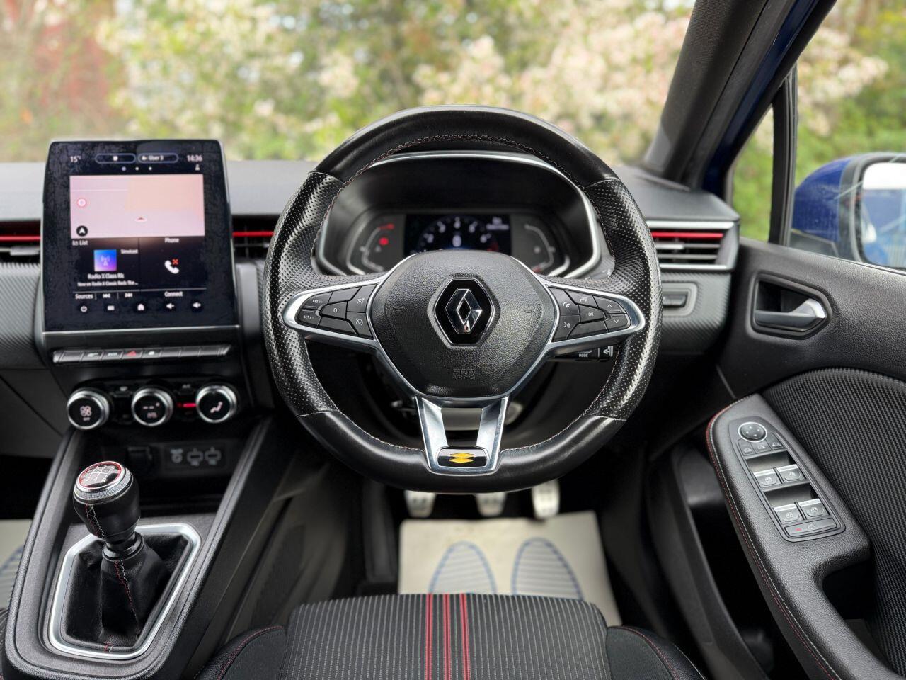 Renault Clio view 23