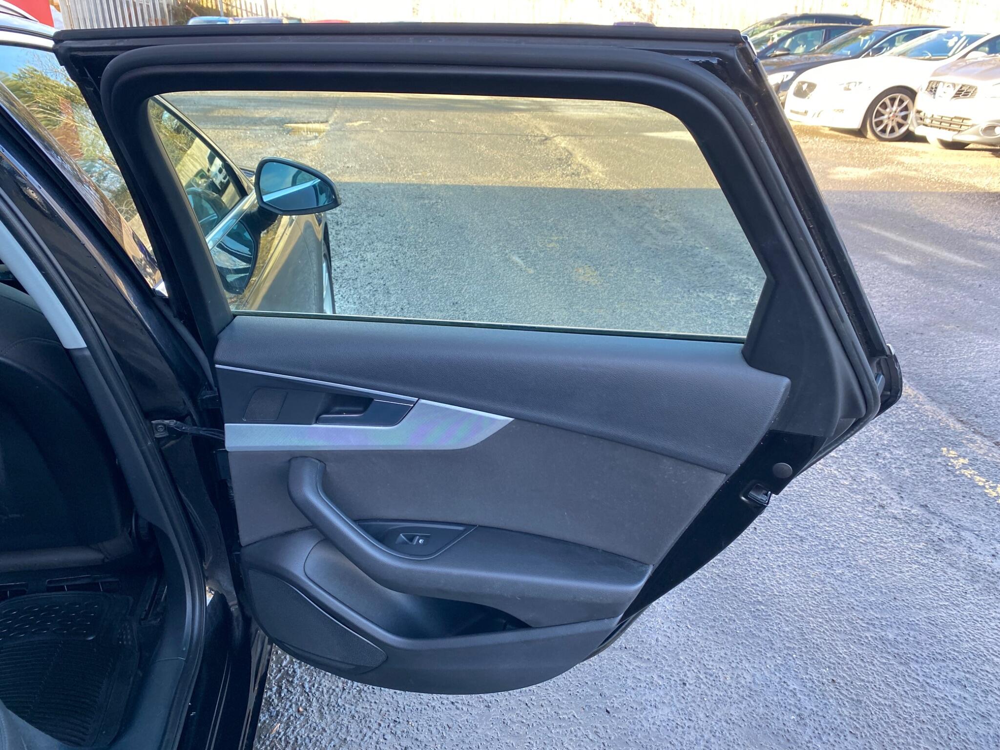 Audi A4 view 53