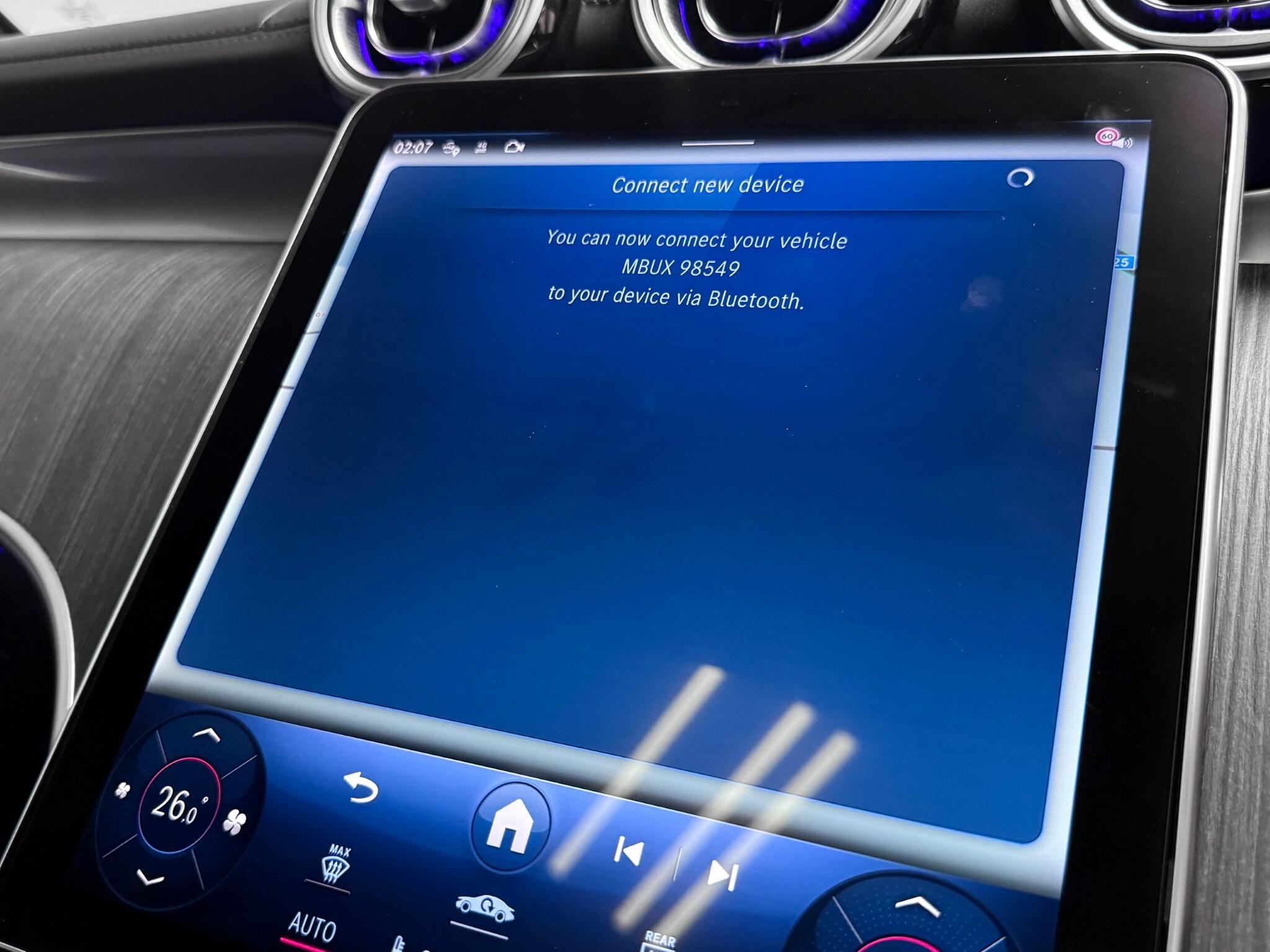 Mercedes-Benz GLC view 45