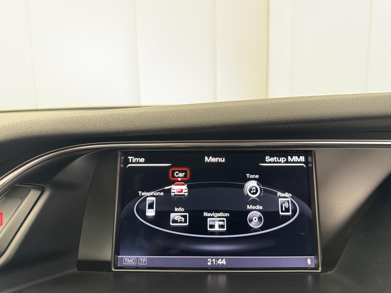 Audi A4 Avant view 72