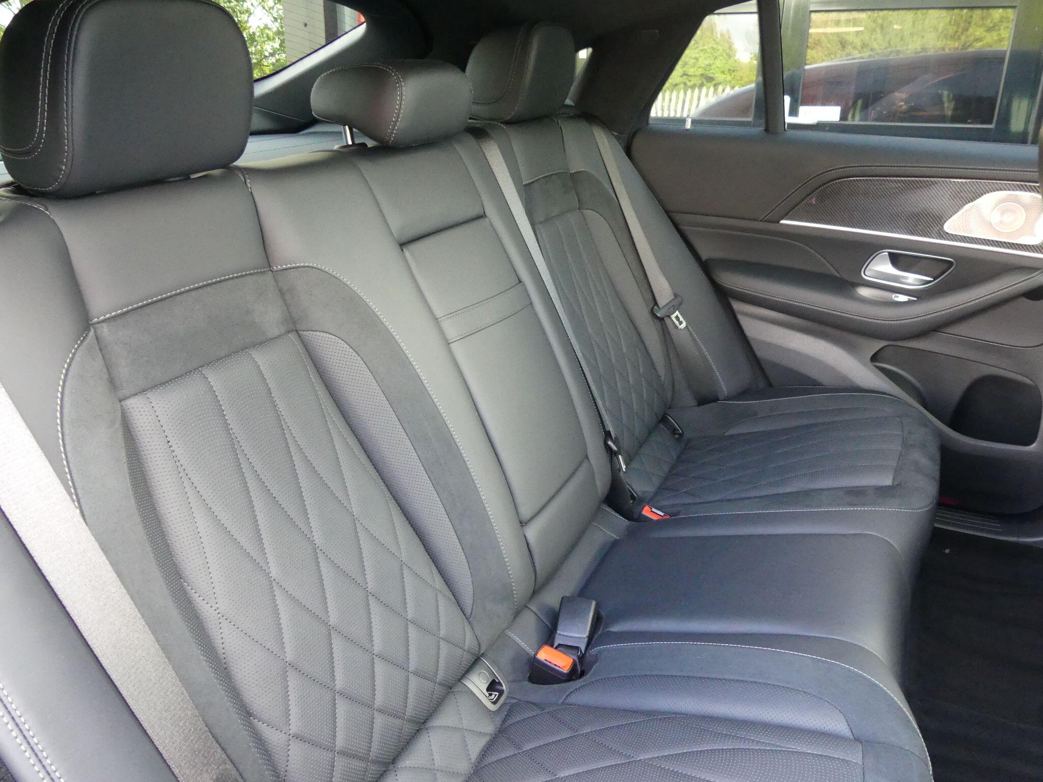 Mercedes-Benz Gle view 15