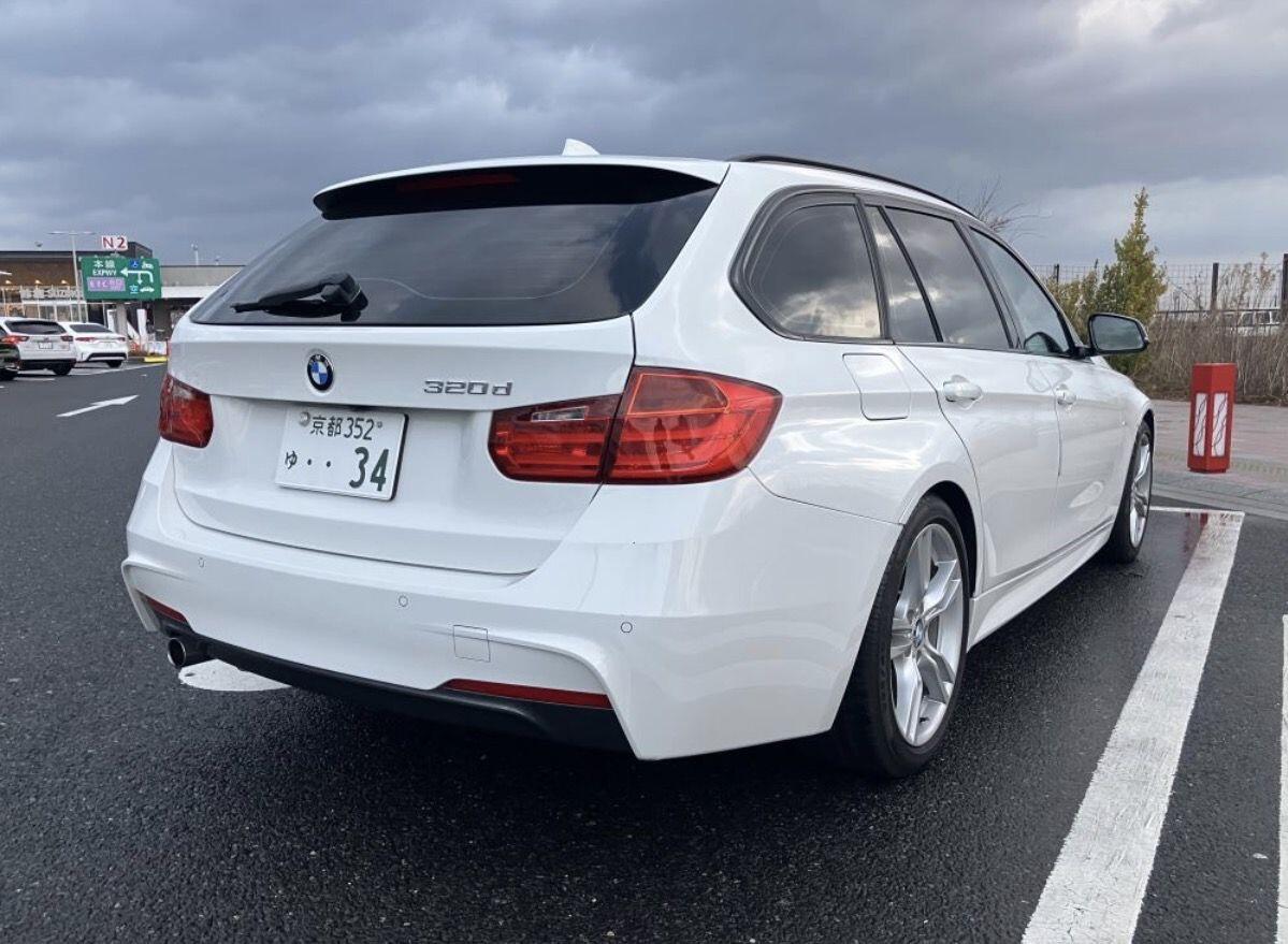 BMW 3 Series view 7