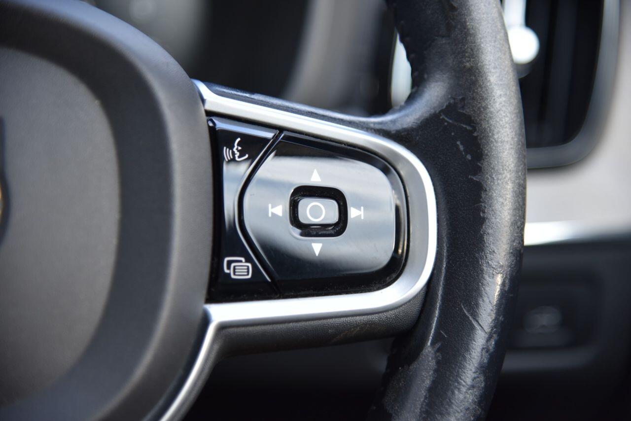 Volvo XC60 view 30
