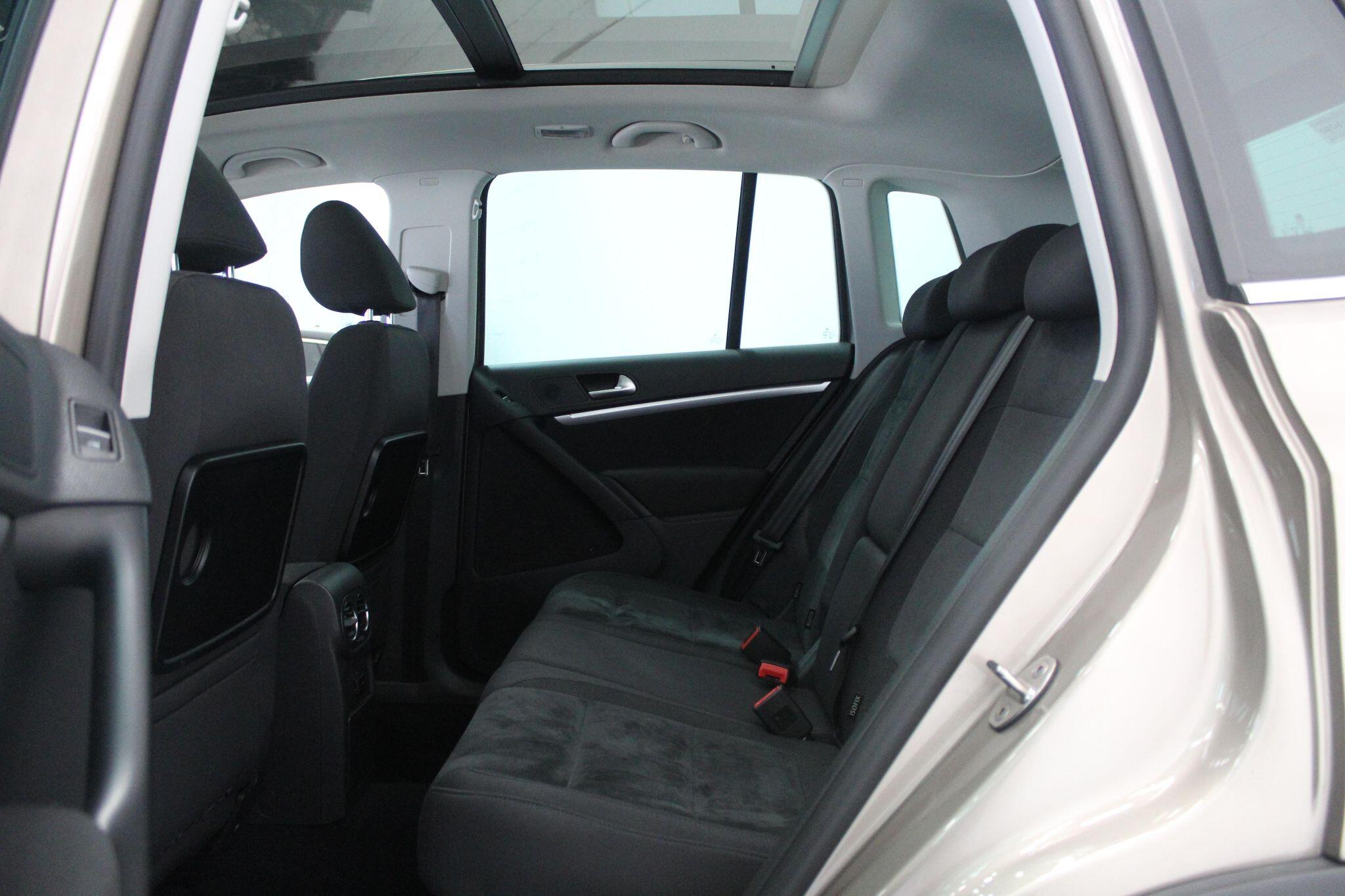 Volkswagen Tiguan view 52