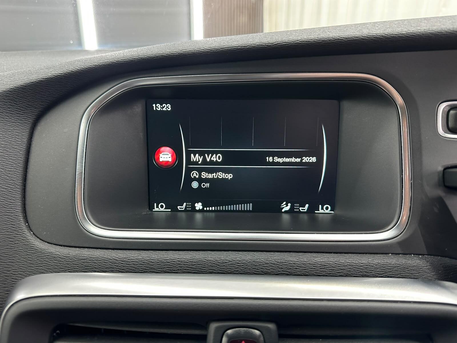 Volvo V40 view 36