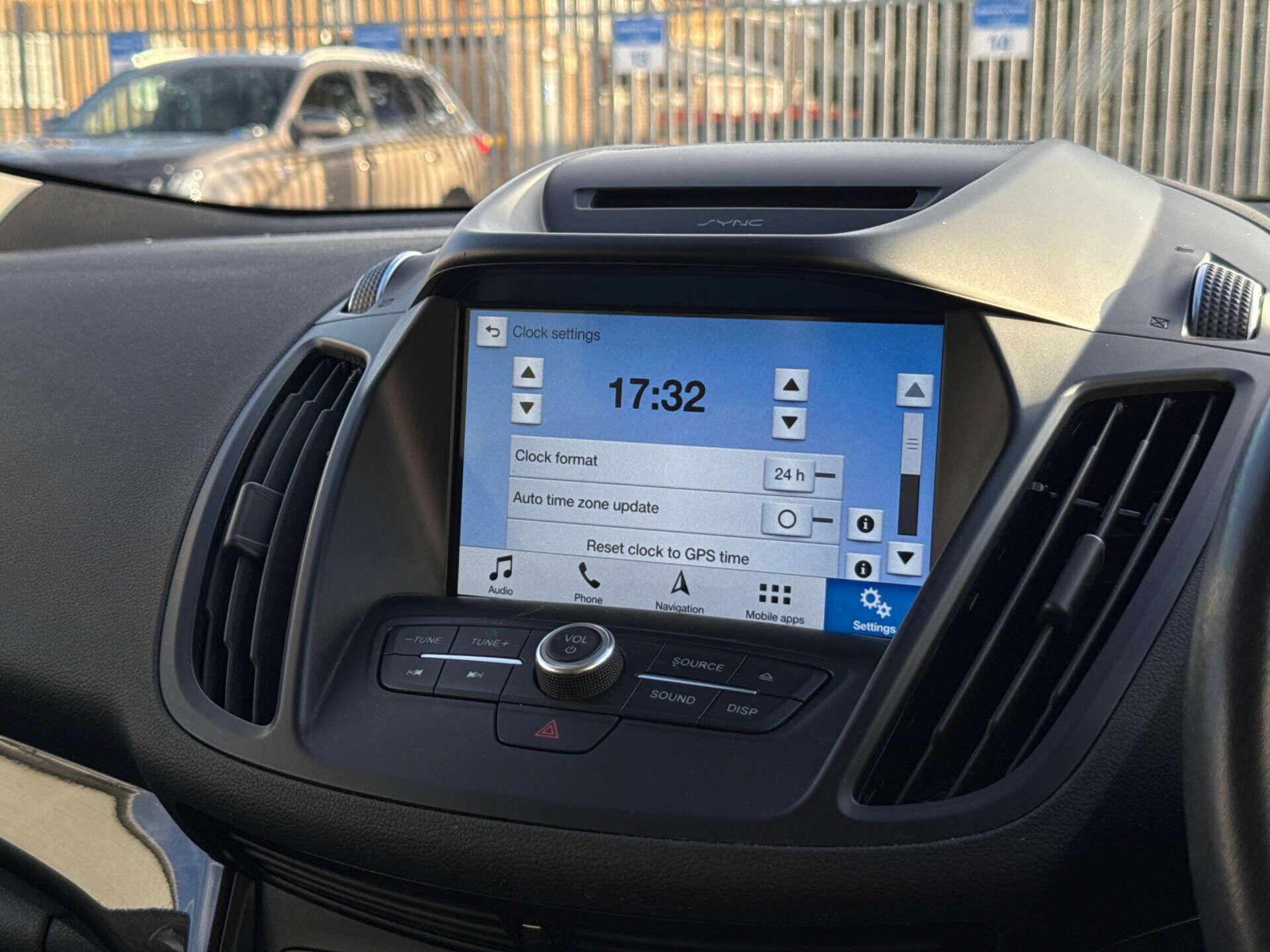 Ford Kuga view 129