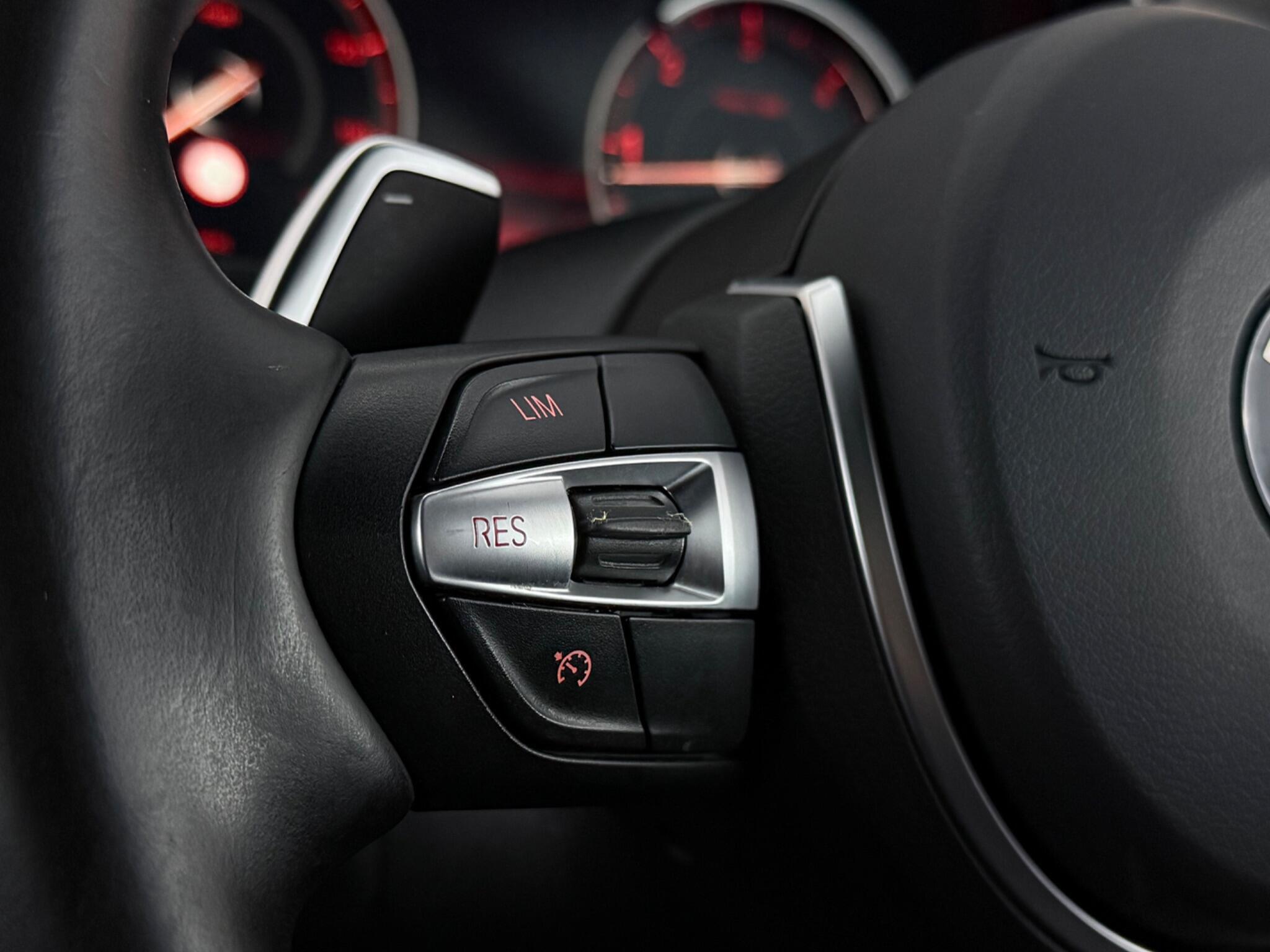 BMW X6 view 15