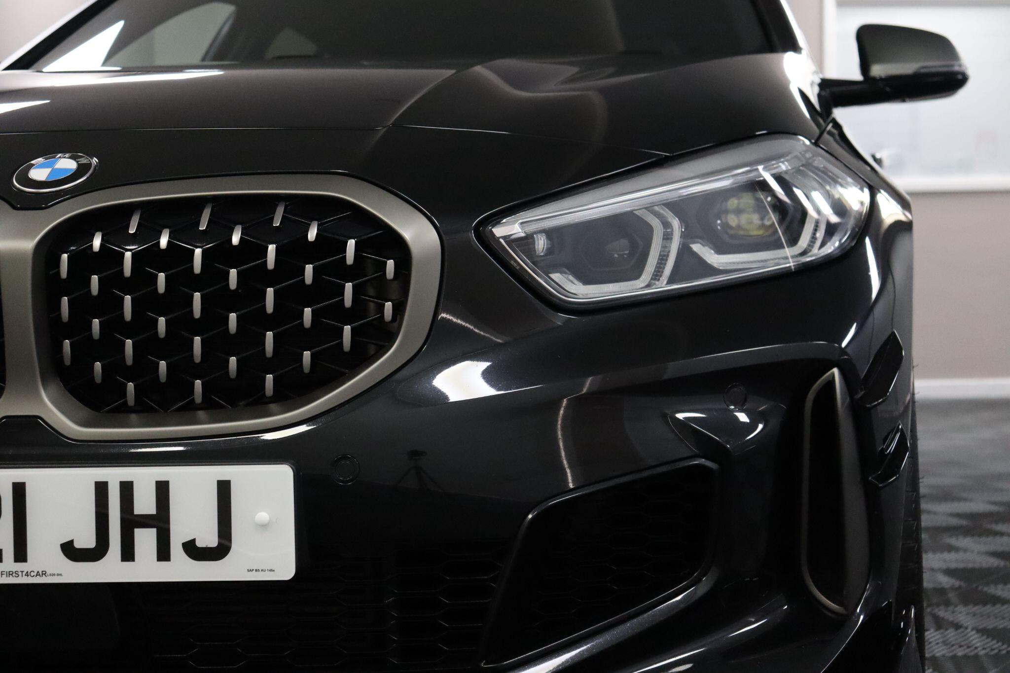 BMW 1 Series view 27