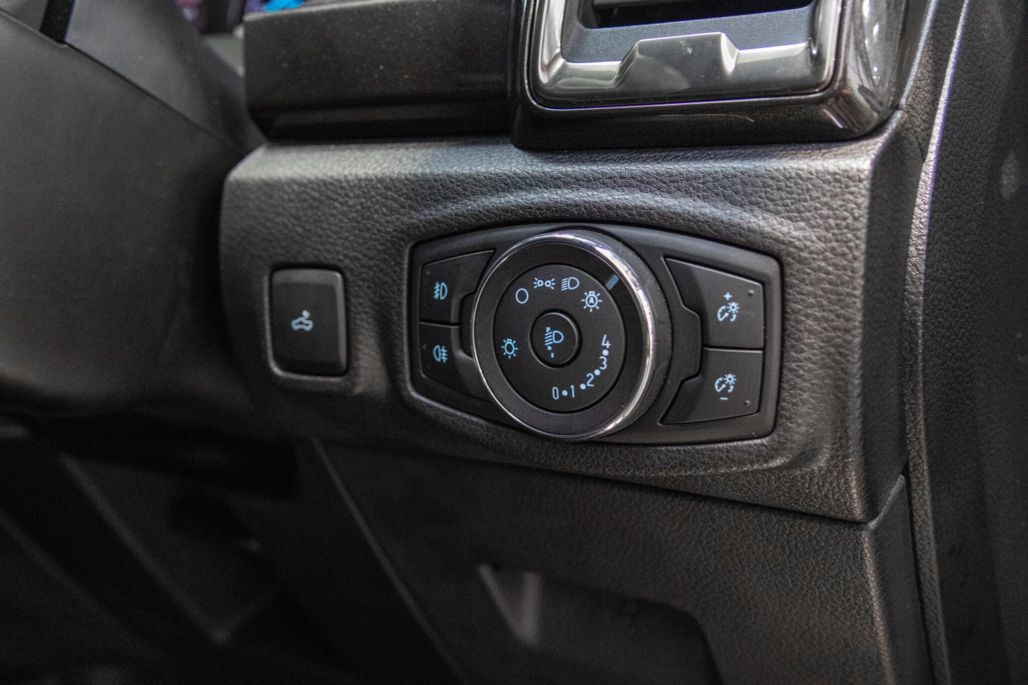 Ford Ranger view 37