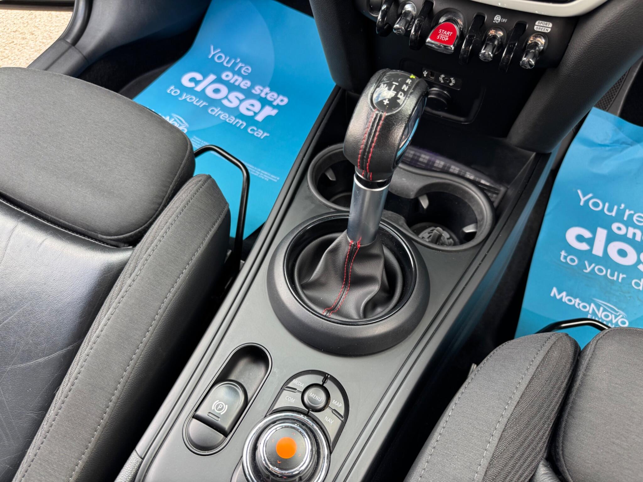 Mini Countryman view 18