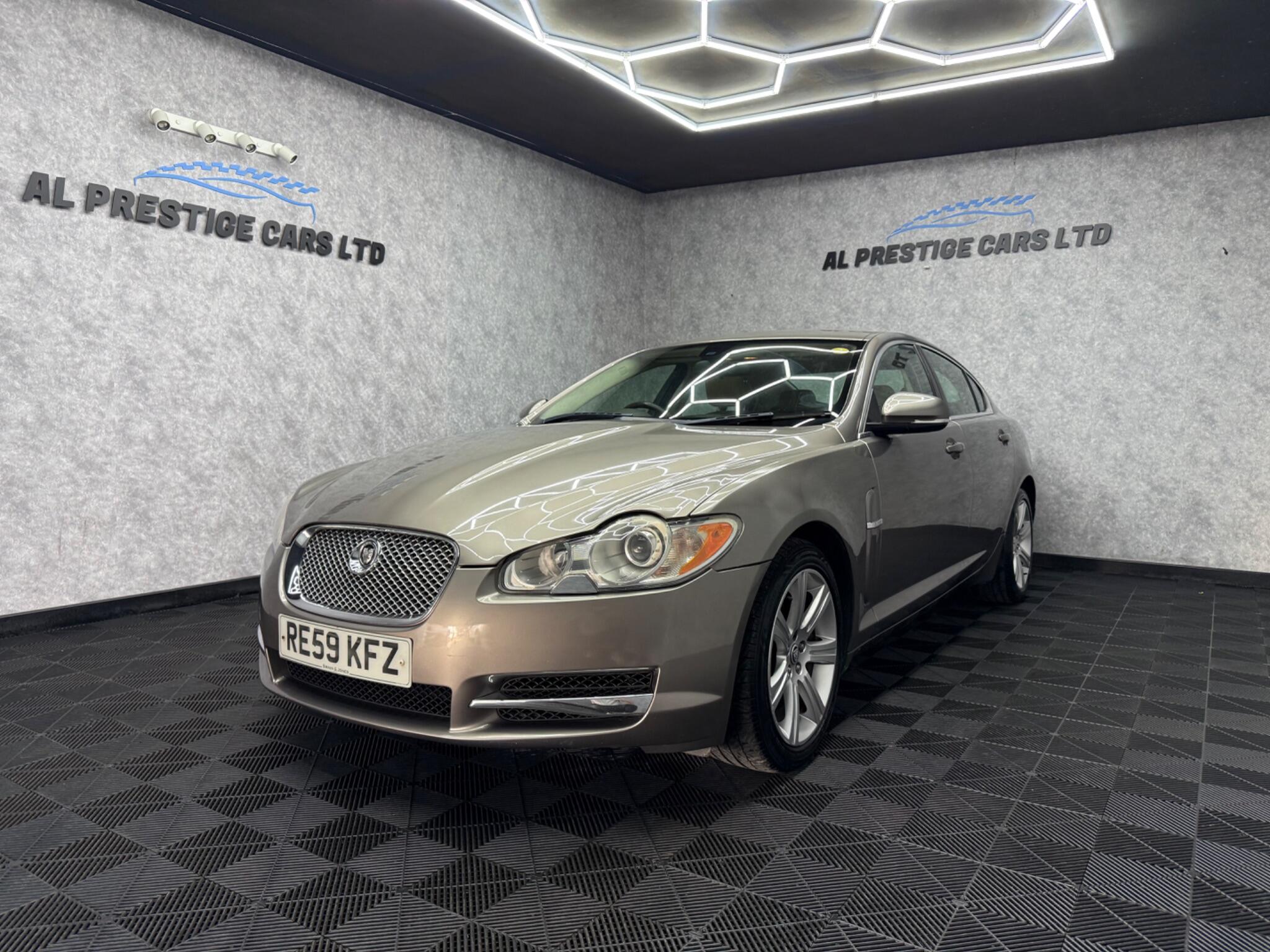 Jaguar XF main image